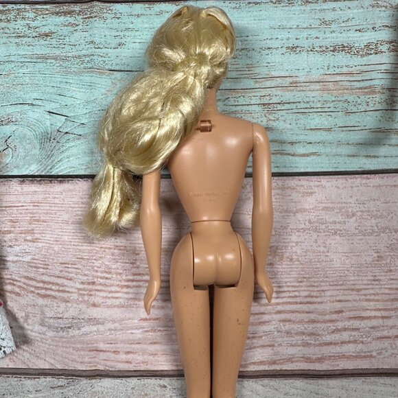 Lot of 4 Barbies Winter Splendor Sleeping Beauty Romantic Interlude Puerto Rico - Picture 6 of 10